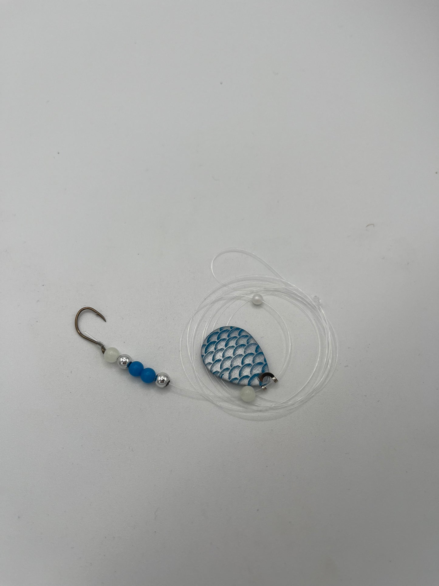 Sliver Scale Spinner LR