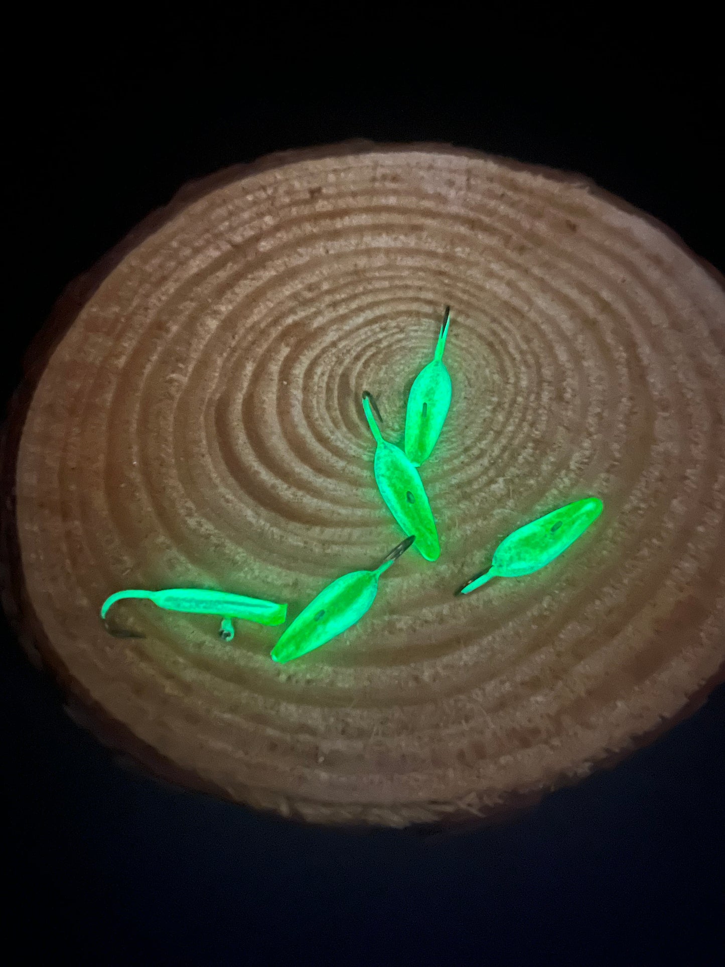 Tetr- Totr Jig- Glow White/Glow Green Chartreuse