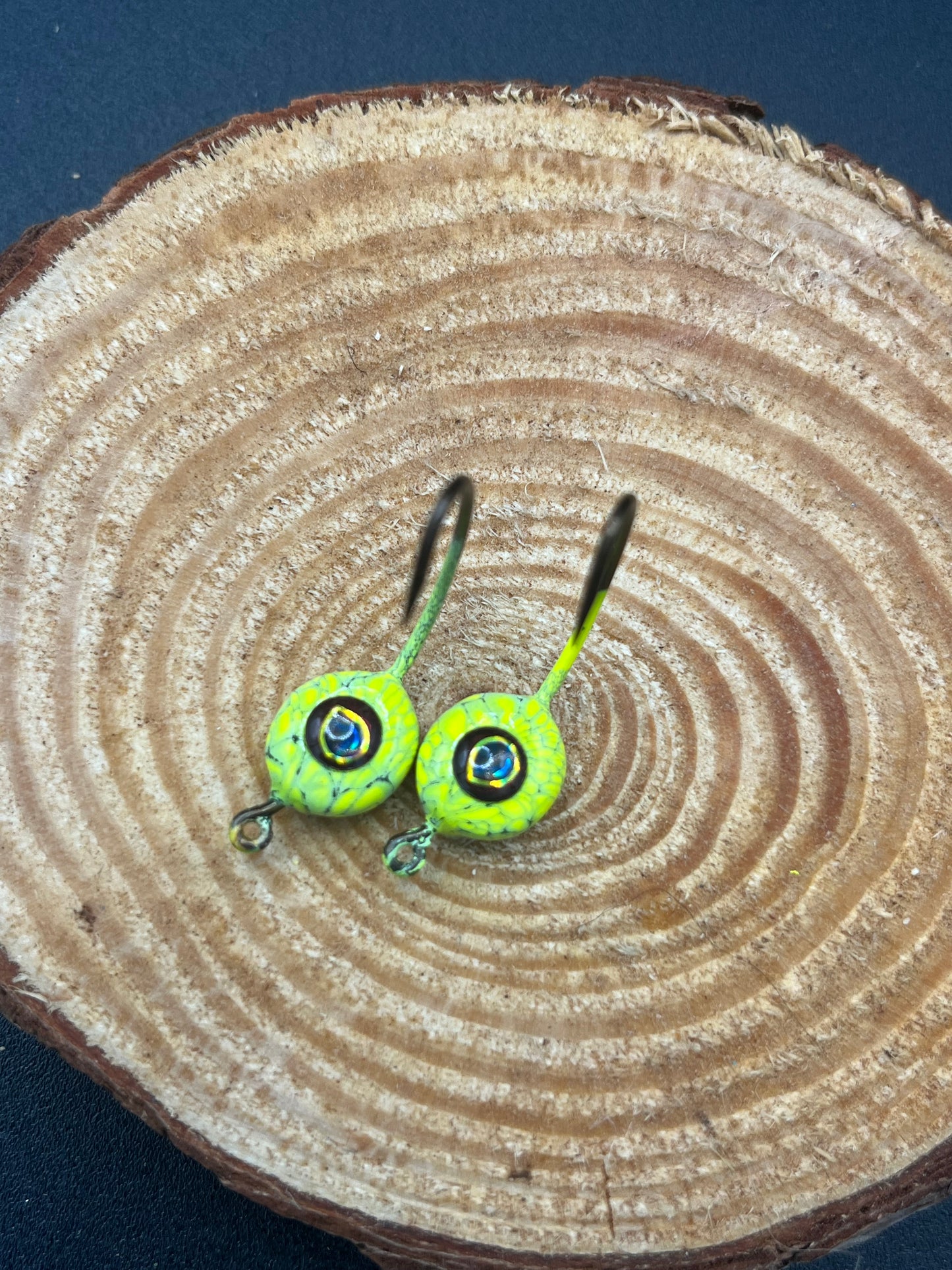 Stand Up Jig - Chartreuse Yellow/White Double Trouble